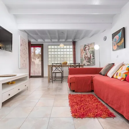 Home2book Charming Casa Claudia, Pool & Terrace